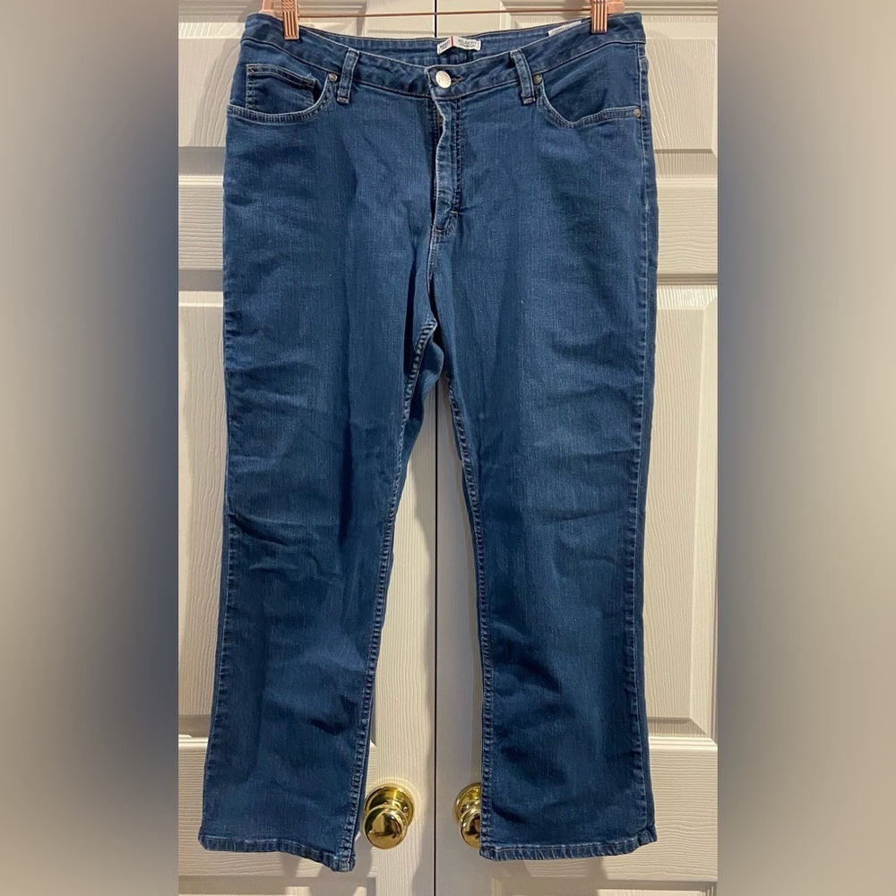 Riders By Lee Women's Relaxed Fit Dark Wash Mid Rise Jeans Size 16P
